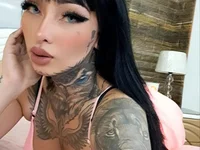 Gigi_Moss1: απευθείας συνομιλία ΧΧΧ