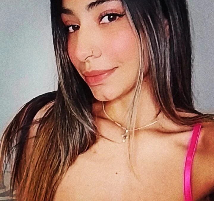 mariana_190's Offline XXX Chat