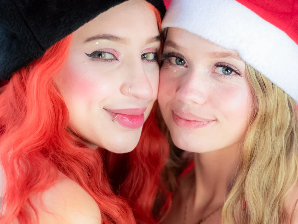 Railey_And_Megan's Offline Chat Room