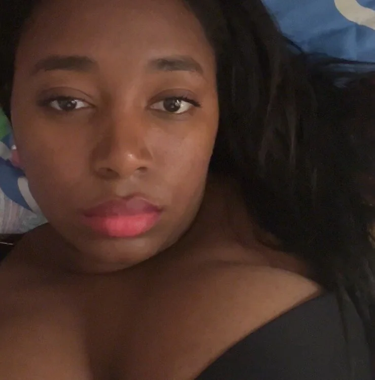 ShanellTastty offline chatrum