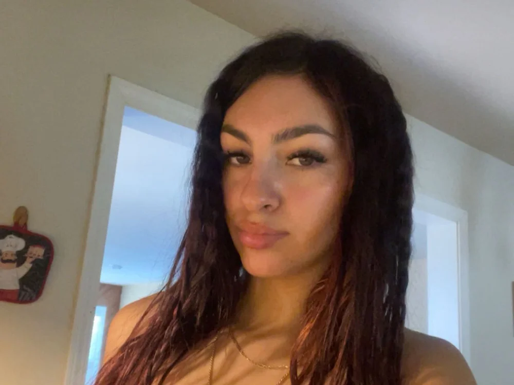 Livharttt's Offline XXX Chat