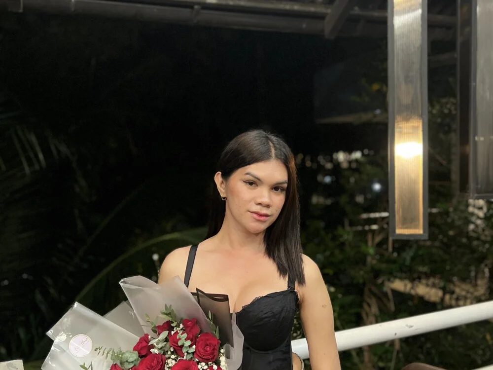 kylie_necor Offline XXX Chat