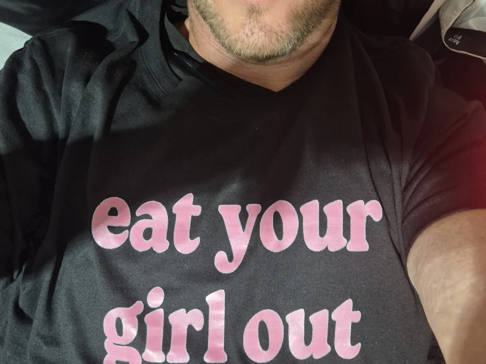BigDikDaddy13 offline chatrum