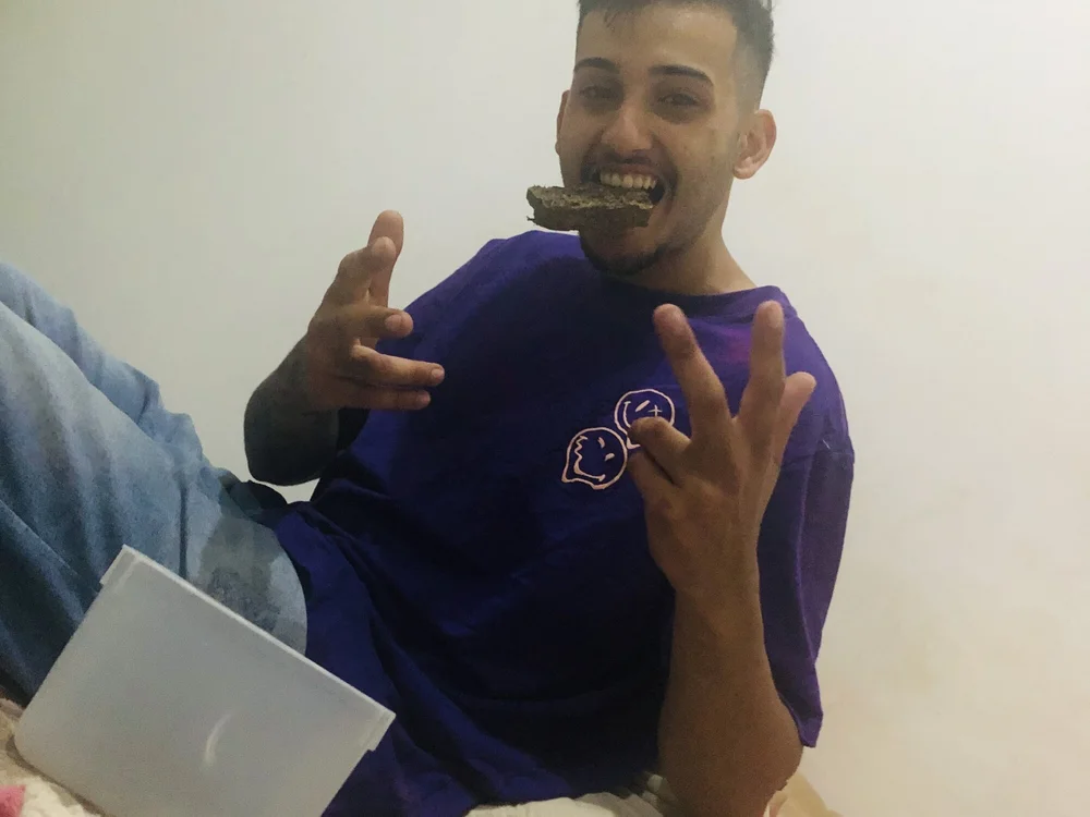 mahgilli's Offline Chat Room