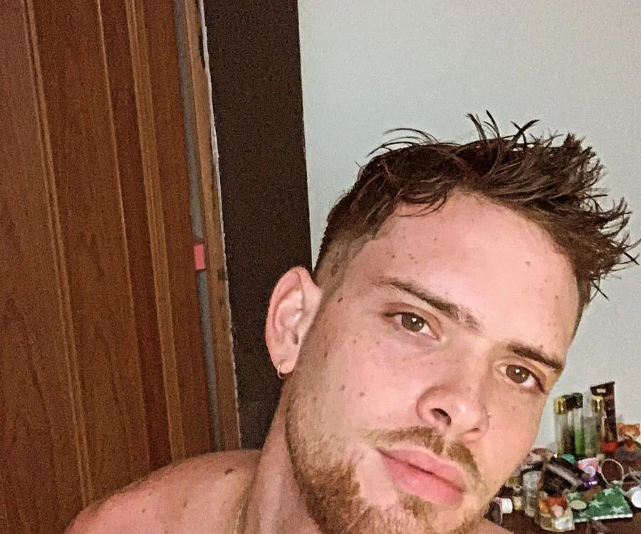 Chat XXX offline de arnold_bekam