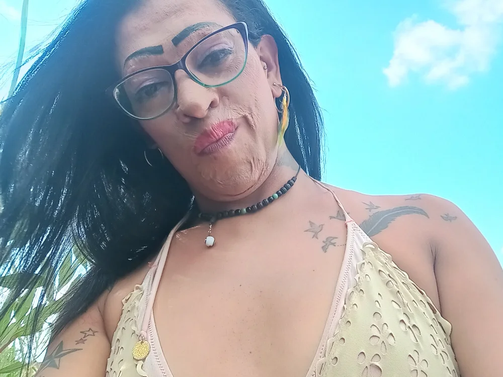 sailedaniela's Offline Chat Room