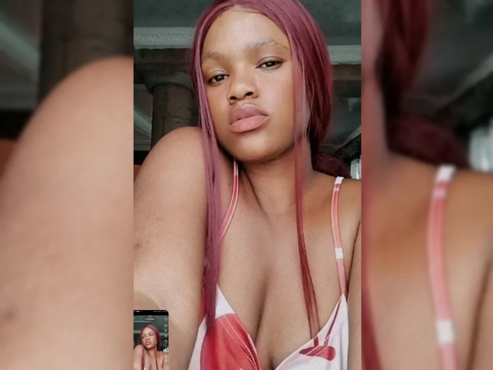 Zenande6's Offline Chat Room