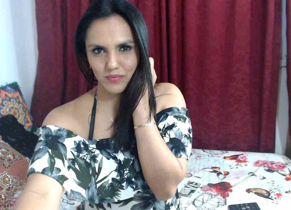 Zuna_bitch's Offline XXX Chat