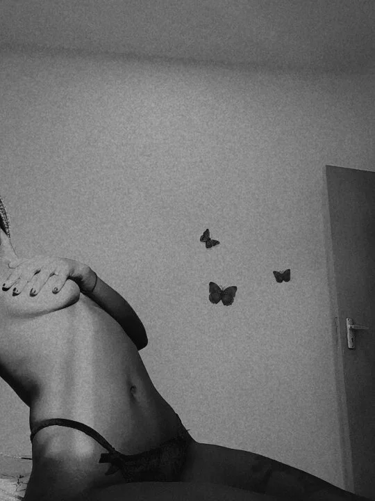 freaky_004's Offline XXX Chat