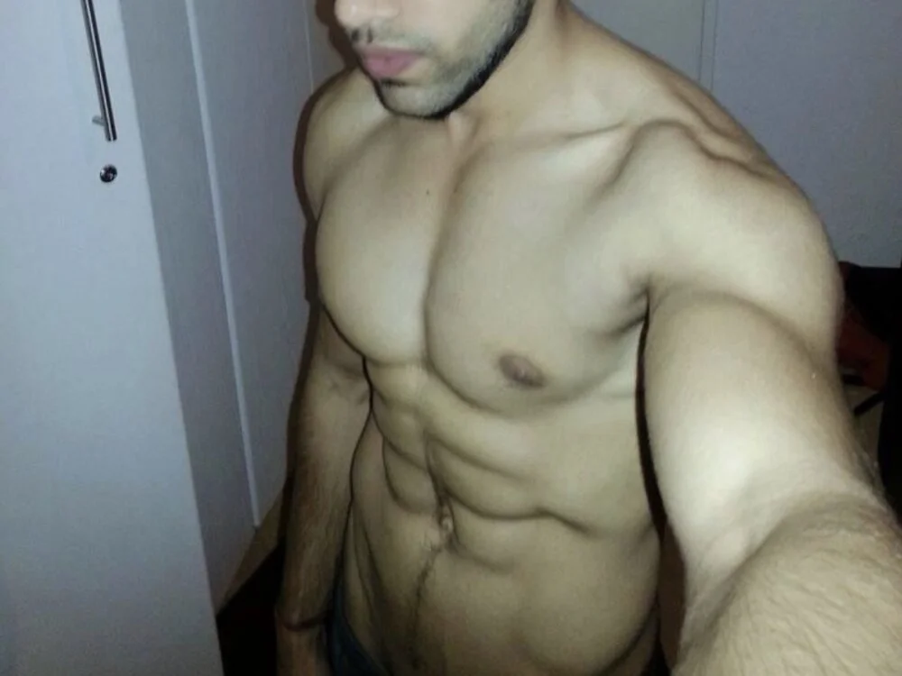 Offline XXX chat ShahidisReal