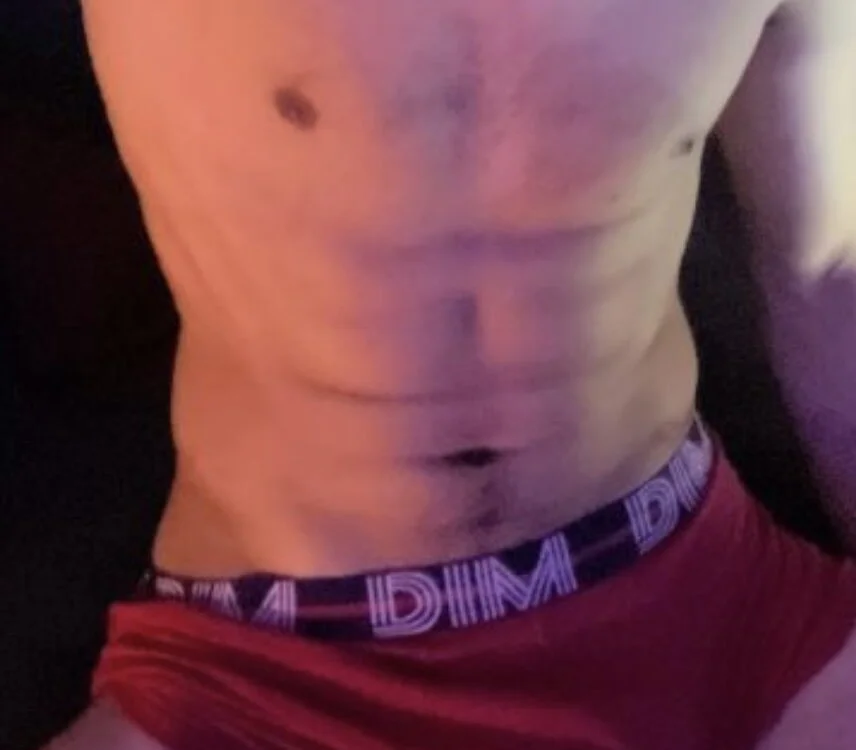 SomeonDz97's Offline Chat Room
