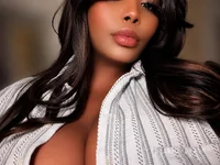Model KateEverly