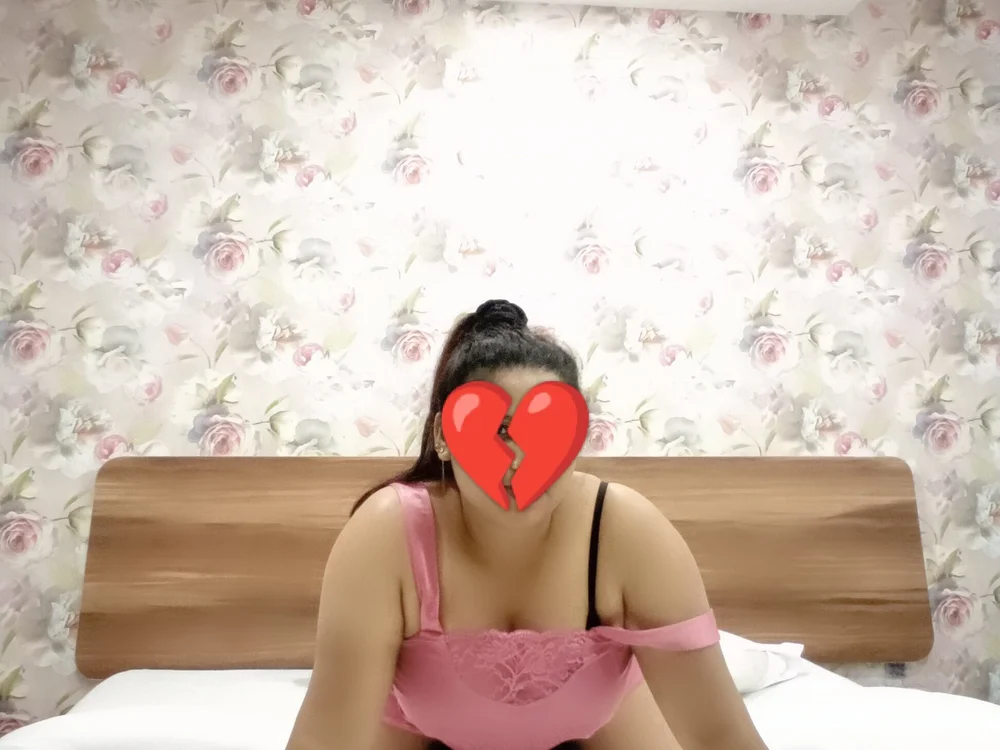 AmritaSex's Offline XXX Chat