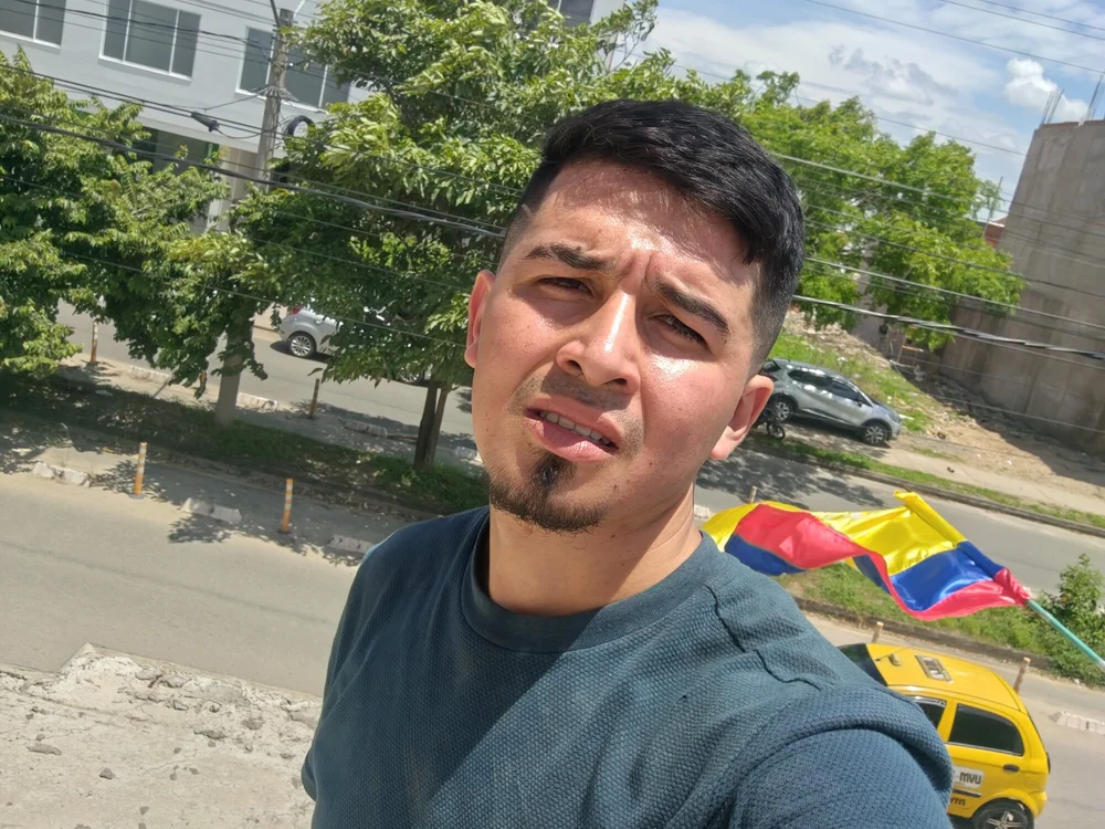 arnoldri's Offline XXX Chat