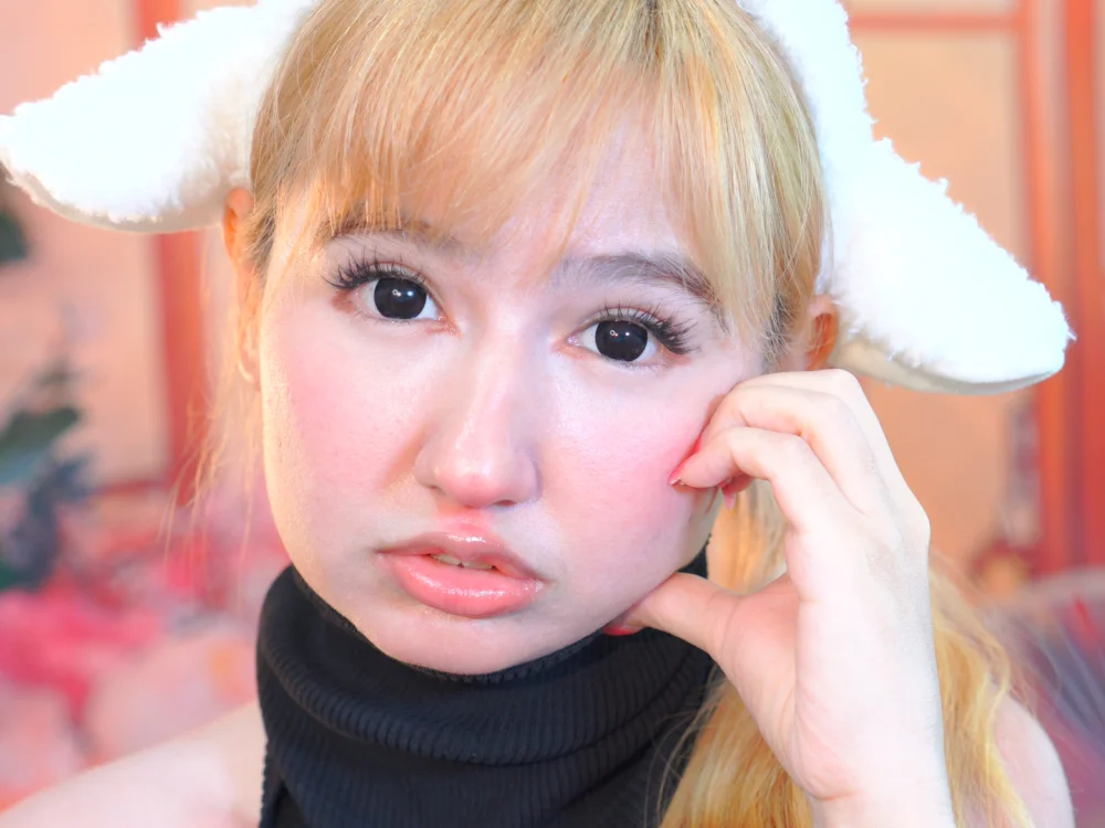 Pinkie_Princes 離線 XXX 聊天