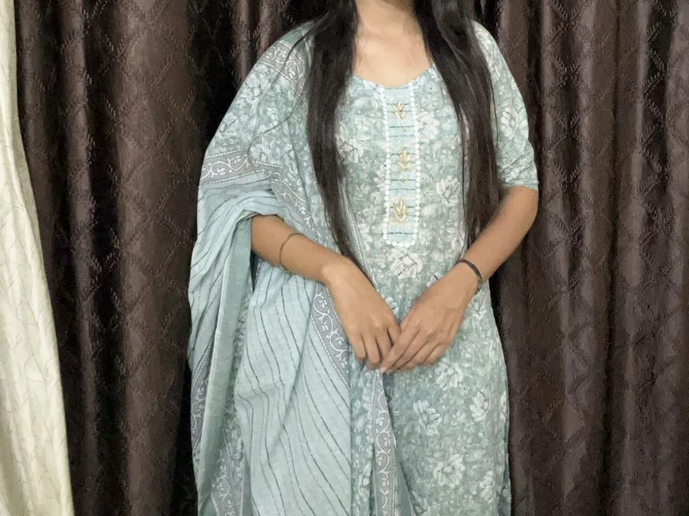 Hot_Nude45n Offline XXX chat