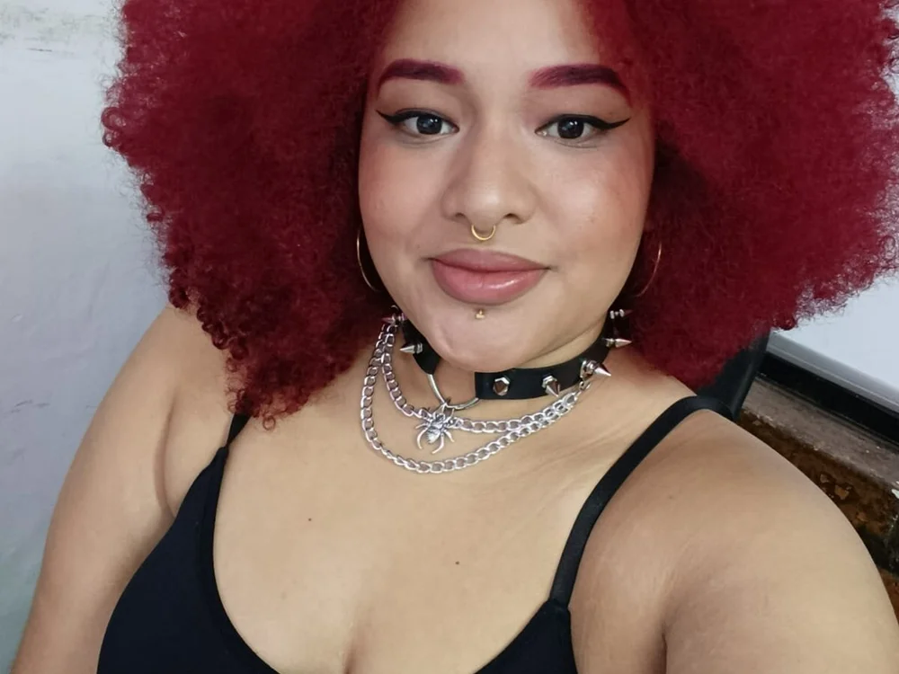 Chatroom XXX hors ligne de Curly-98