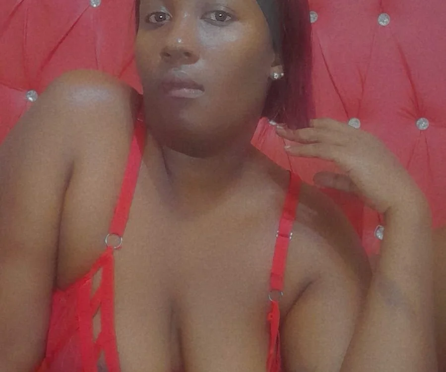 SavageFoxxx_ cam model