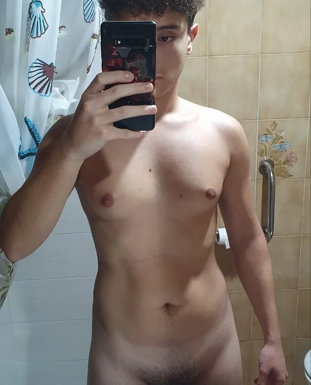 Gianniidav Adlı Modelin Çevrimdışı XXX Sohbeti