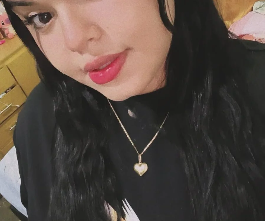 Paulinehoney Offline XXX-Chat