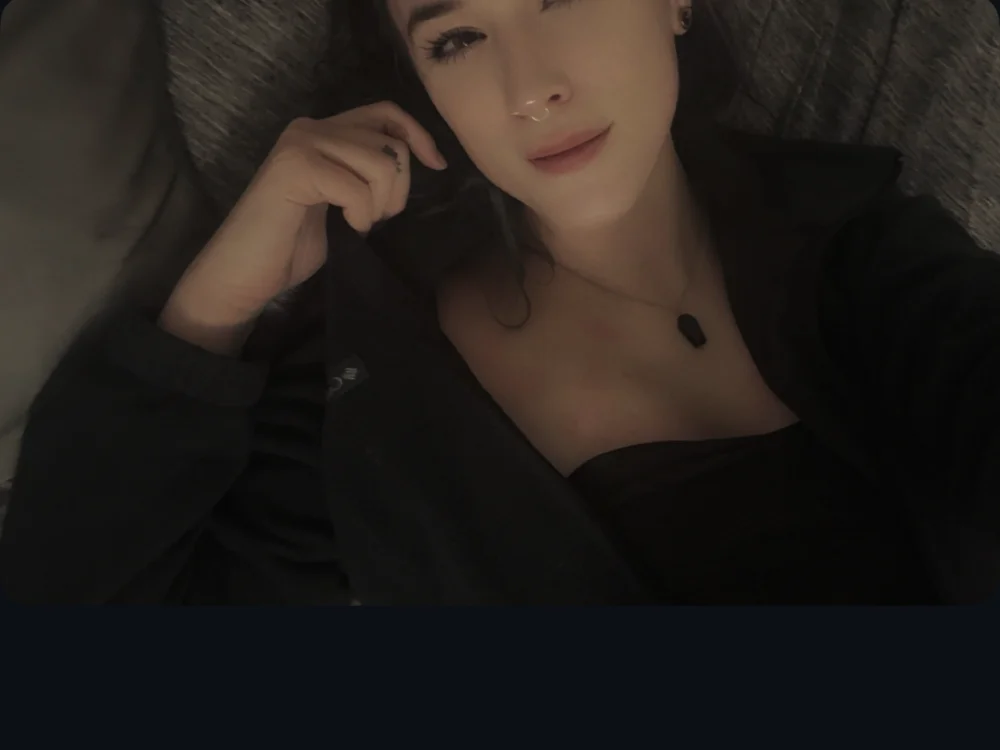 SinfulLillyxx Chat XXX offline