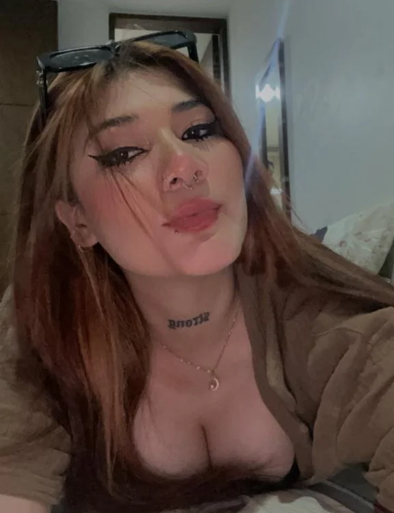 evelyx69x Obrolan XXX Offline