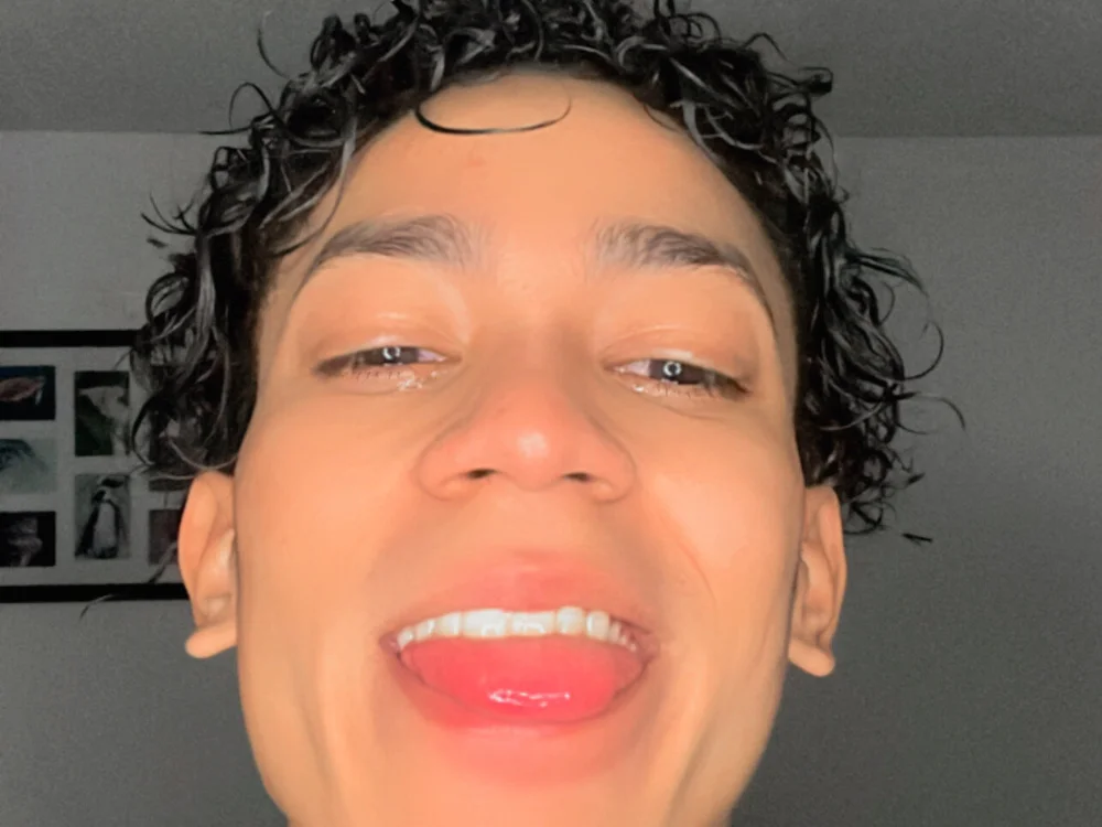 andreynmw's Offline Chat Room