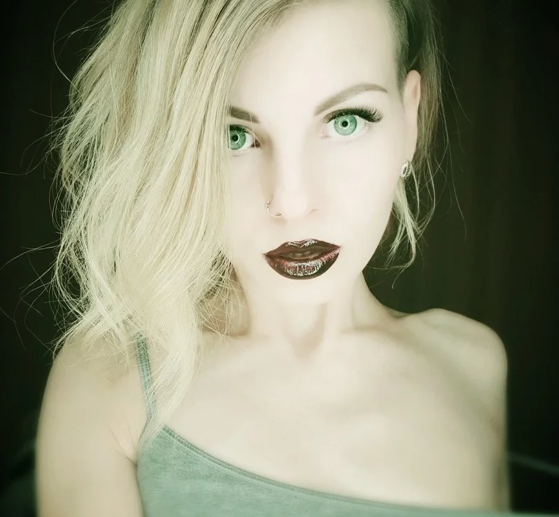 Alaska_ya's Offline XXX Chat