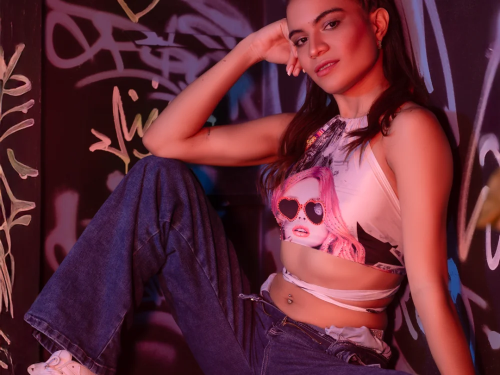 leyah_ Chat XXX offline