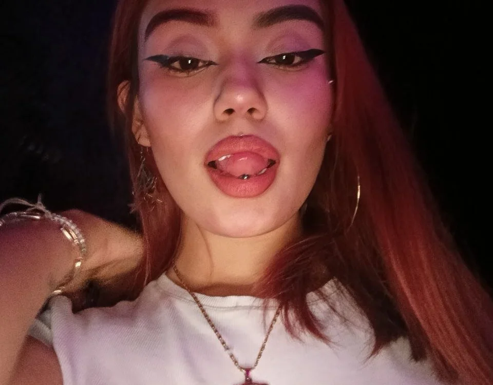 Baby_Vellvett অফলাইন XXX চ্যাট