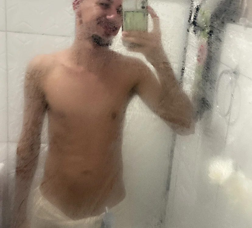 juninhosilva22's Offline XXX Chat