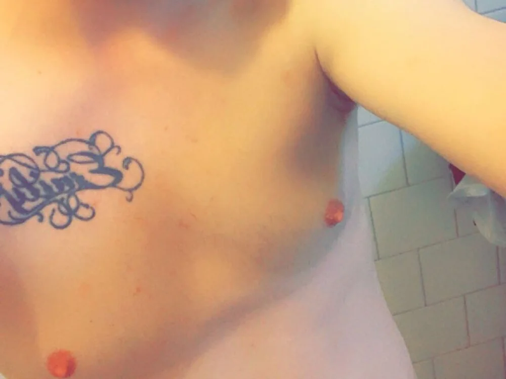 Chat +18 off-line de sexynatee