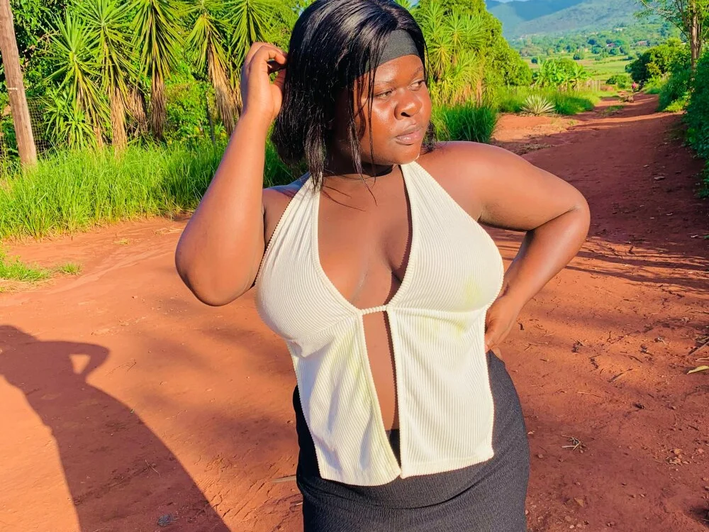 mphooie: συνομιλία ΧΧΧ εκτός σύνδεσης