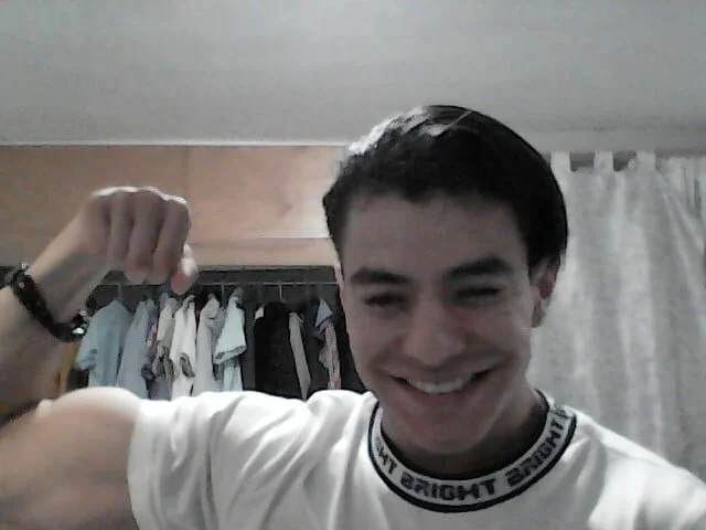 Offline XXX chat modela chico_irresistible