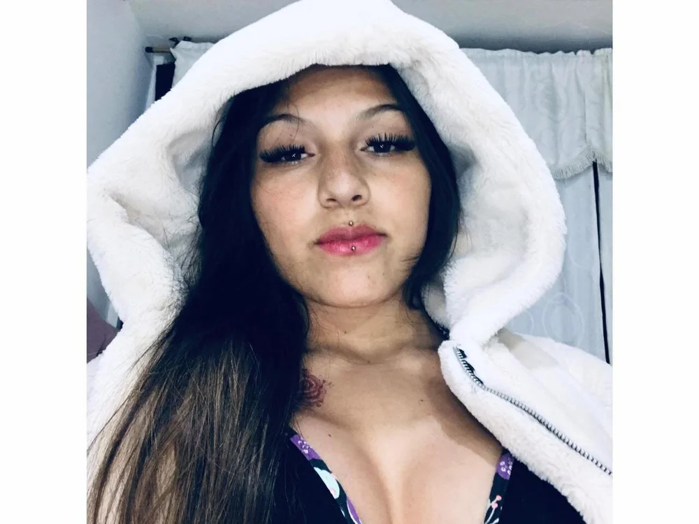 daniitattoo's Offline Chat Room