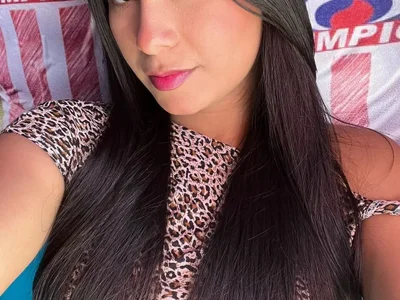 Laura_Maverick - Girl 
