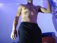 seroe_420 — LIVE on Stripchat