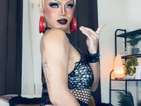 ButtWhoreBELLA's webcam live show