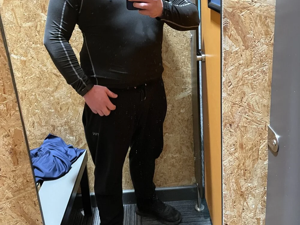 Daddy-Strokes: συνομιλία ΧΧΧ εκτός σύνδεσης