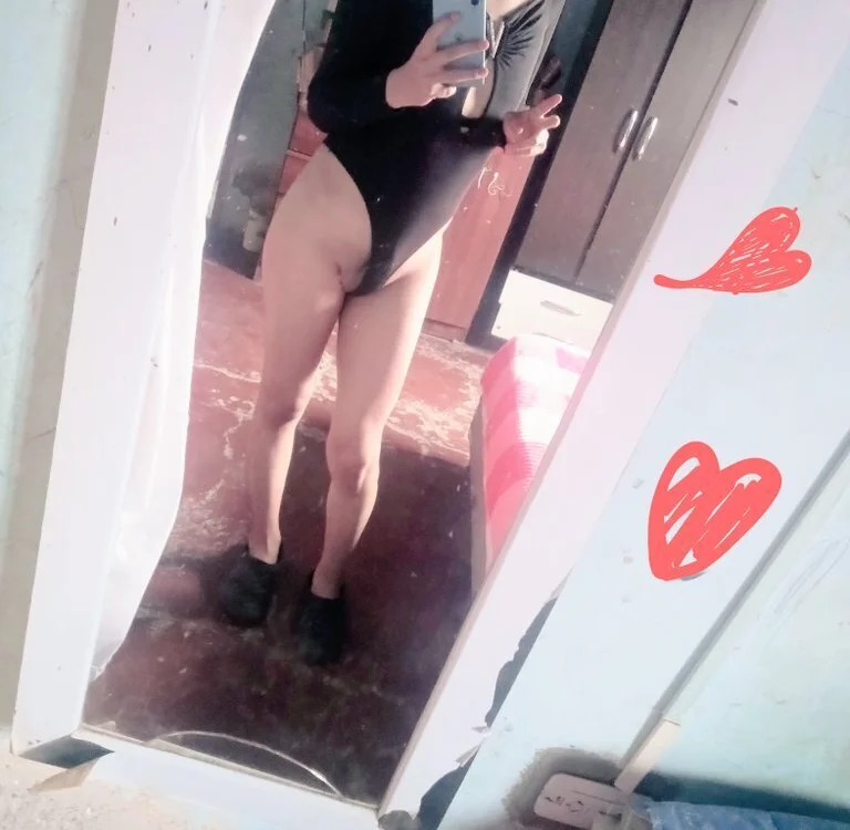 Offline chatovací místnost Angy-Femboy
