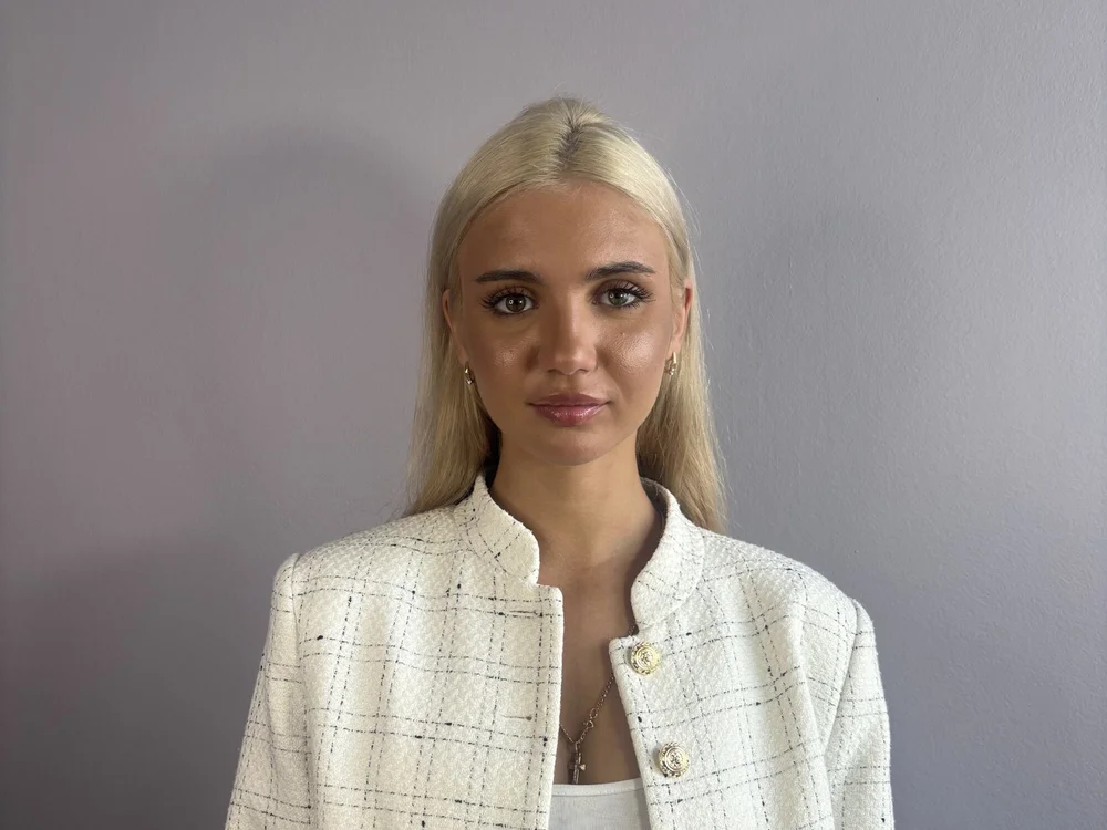 JuliannHanline's Offline Chat Room