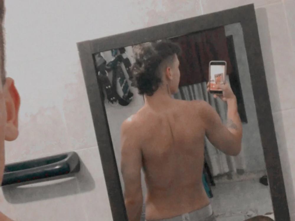 deividcloud36 Adlı Modelin Çevrimdışı XXX Sohbeti