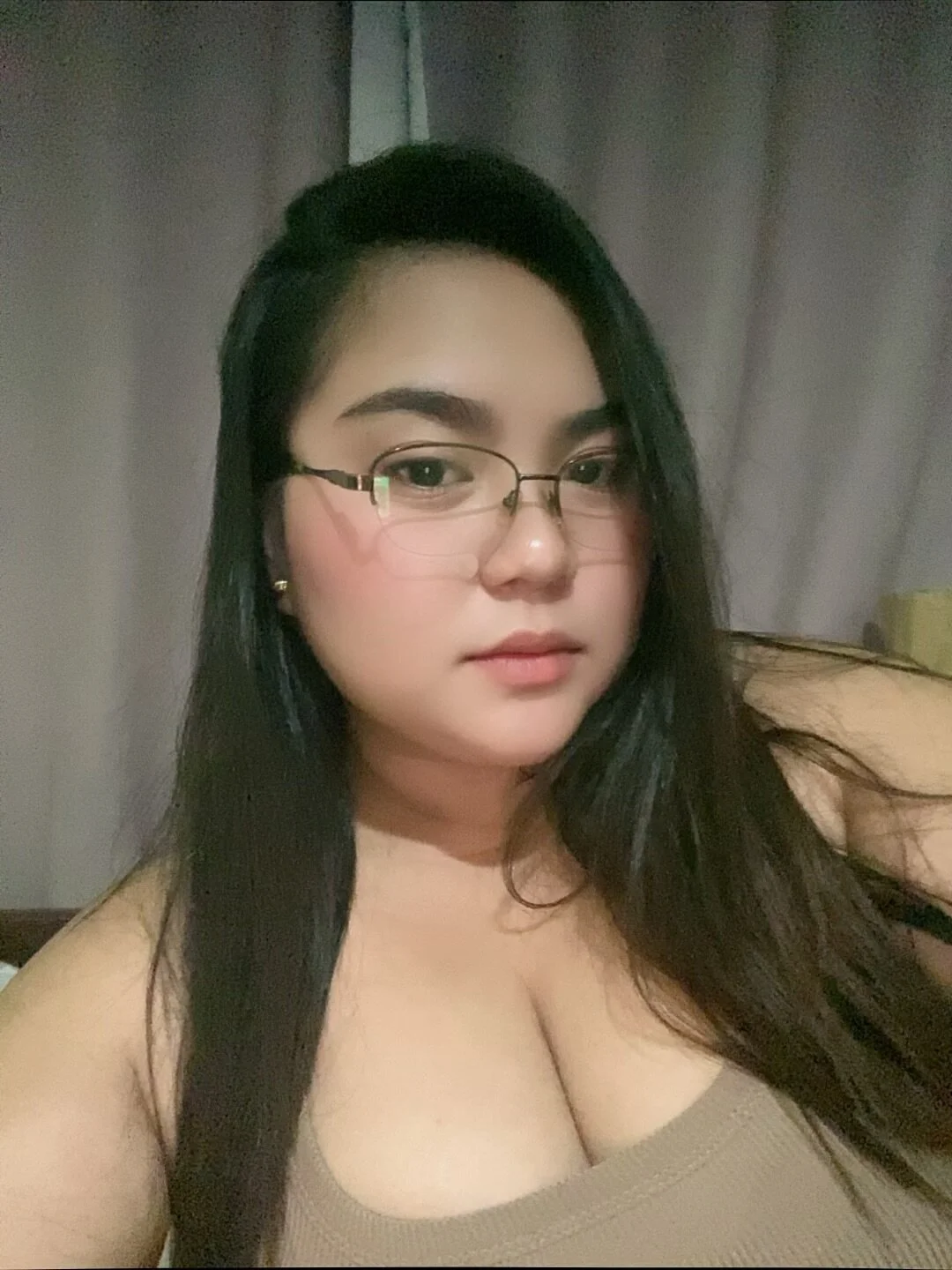 chubby_hotladyjes