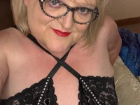 Curvy-Irish-CrystalX