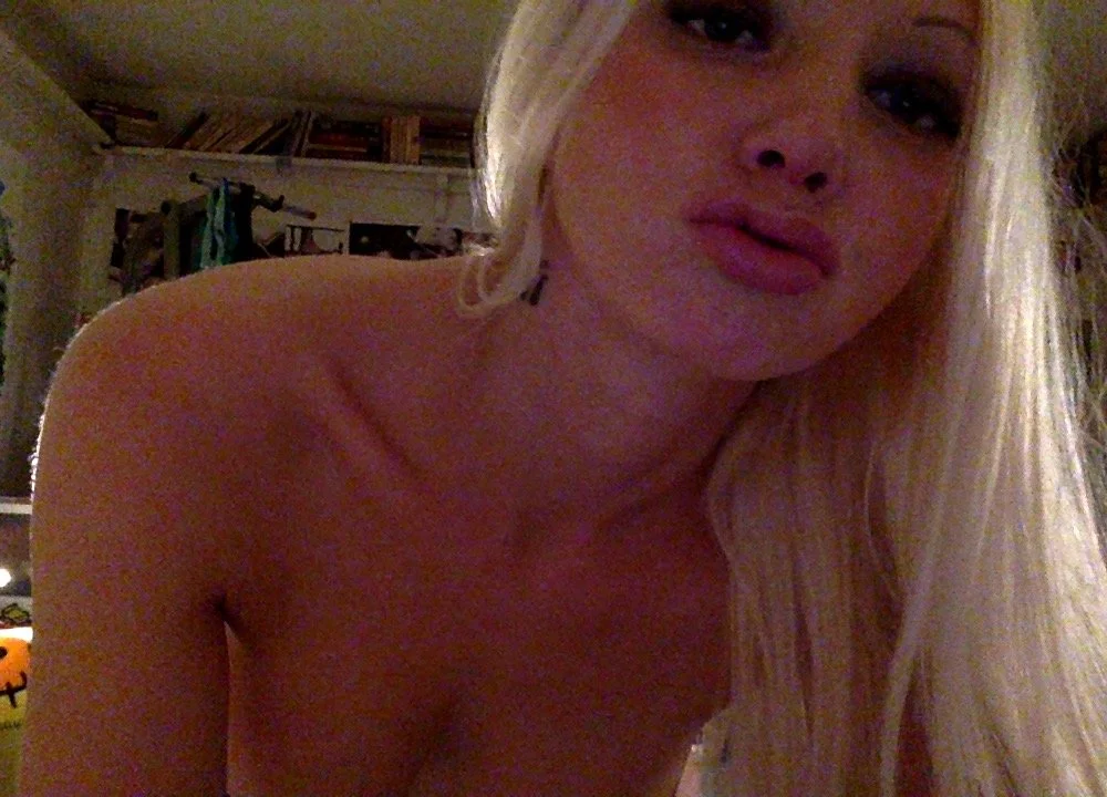 LexiLovexoxo's Offline XXX Chat