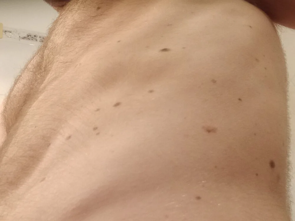 Rosso8383 offline XXX-chatje