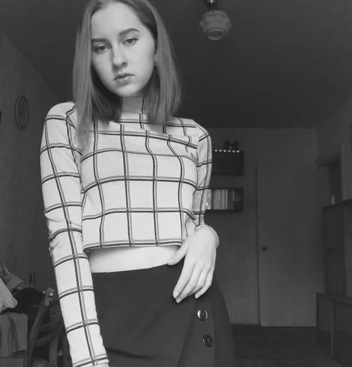 Taisija_alis' Offline XXX Chat