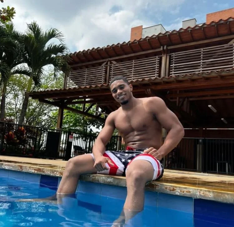 Karljensen33 오프라인 XXX 채팅