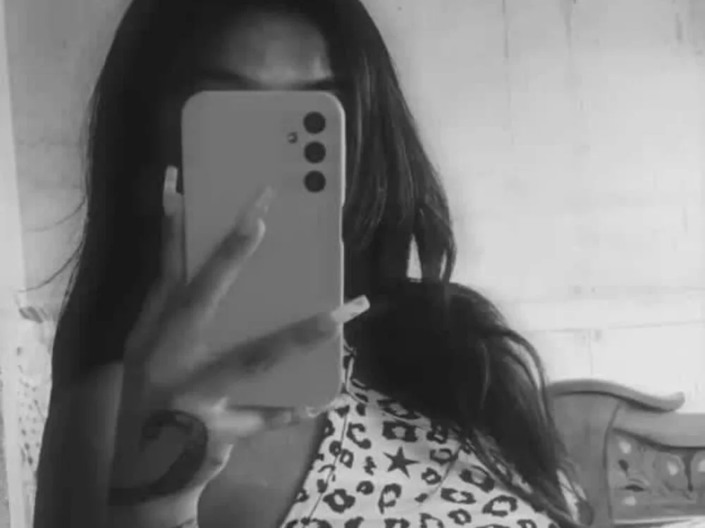 Mari_23 Adlı Modelin Çevrimdışı XXX Sohbeti