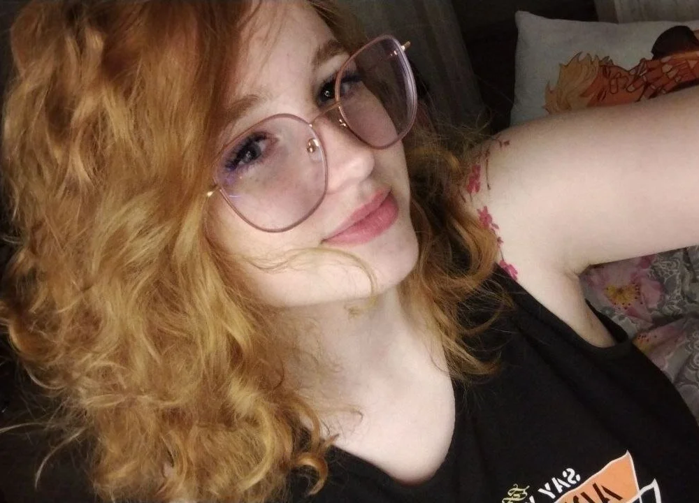 AngelaMoorre offline XXX-chatje